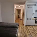 Sawago Komfortowe Mieszkanie Przy Szpitalu - Powstańców Wielkopolskich Apartament